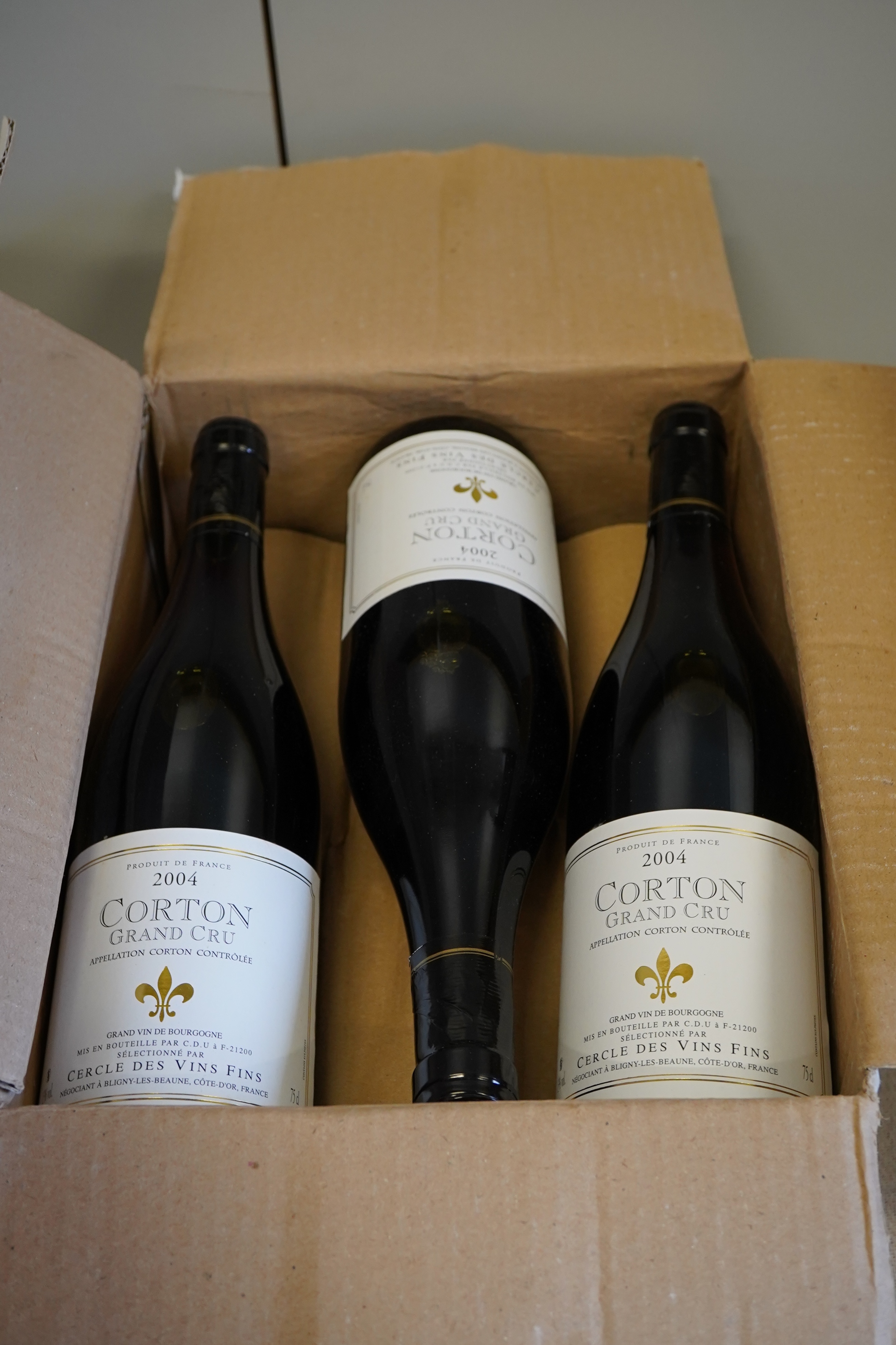 Cercle des Vins Fins, Corton Grand Cru, 2004